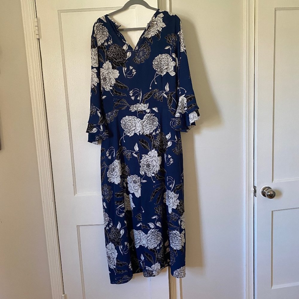 City Chic blue floral faux wrap maxi dress, plus size XXL/24
